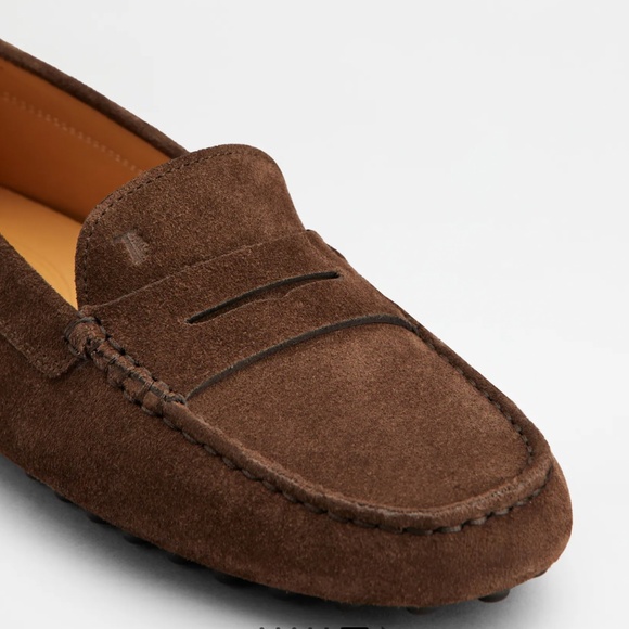 Tod’s Gommino Loafers in Suede brown brand new size 35 - Picture 3 of 16